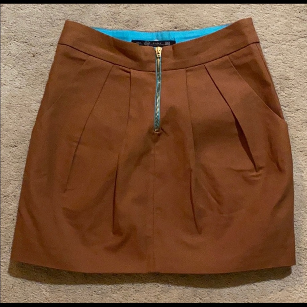 Zara Trf skirt with front pockets